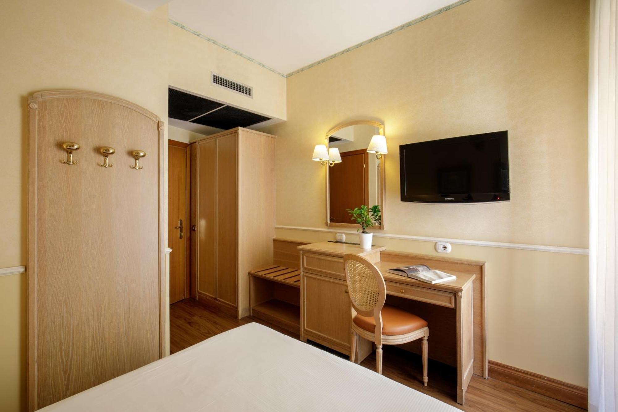 Hotel Santa Costanza By Omnia Hotels Roma Dış mekan fotoğraf
